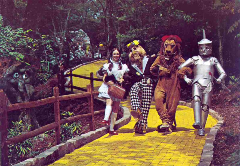 Illustration for article titled Next Weekend This Abandoned Wizard of Oz Theme Park Will Open